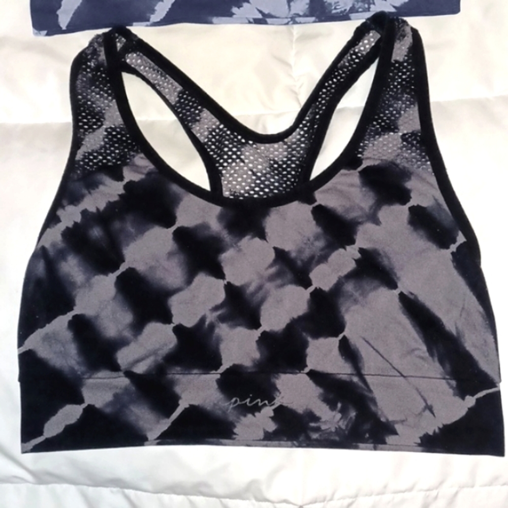 PINK sports bras - Picture 2 of 7